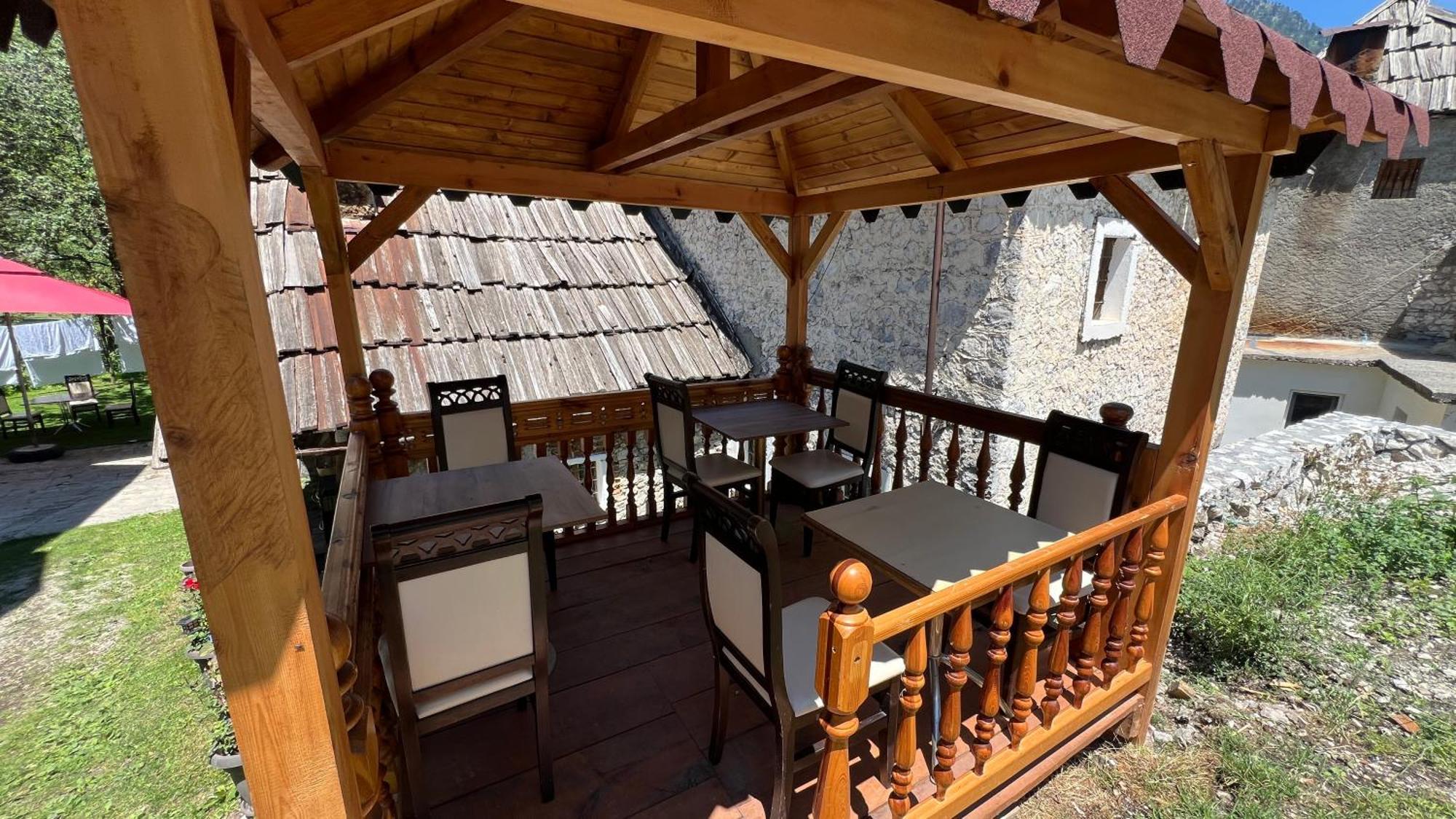 Stonehouse Villa Valbone Exterior photo
