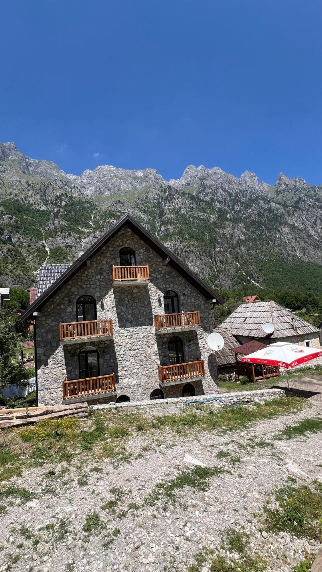 Stonehouse Villa Valbone Exterior photo